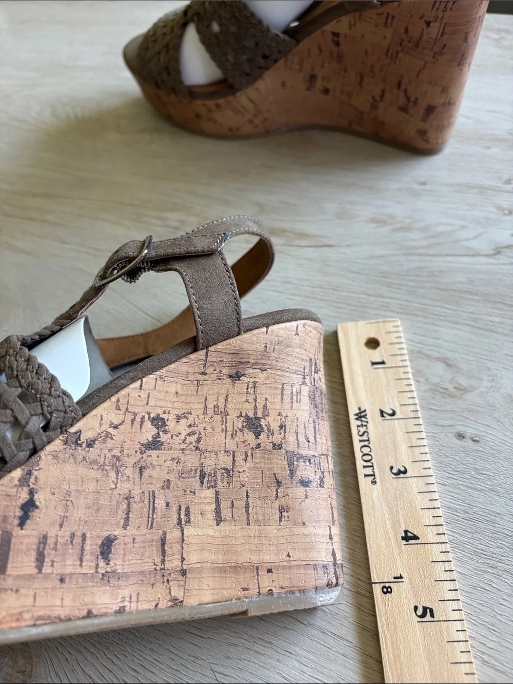 SO Authentic American Heritage Taupe Woven Cork Wedge Sandals Size 8M Boho